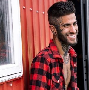 Meet your Posher, Sam